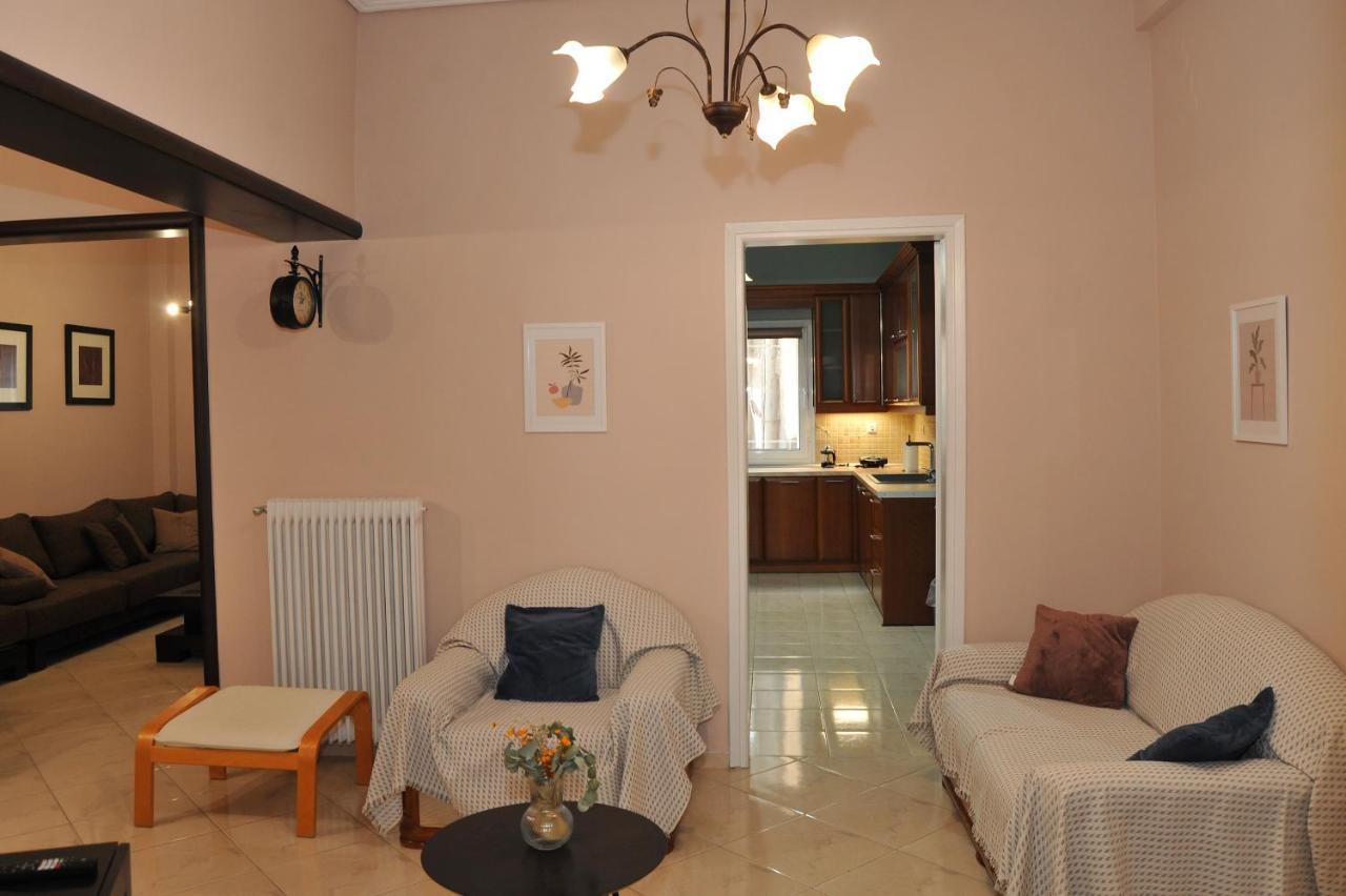Grand House Meteora Apartment กาลัมปากา ภายนอก รูปภาพ