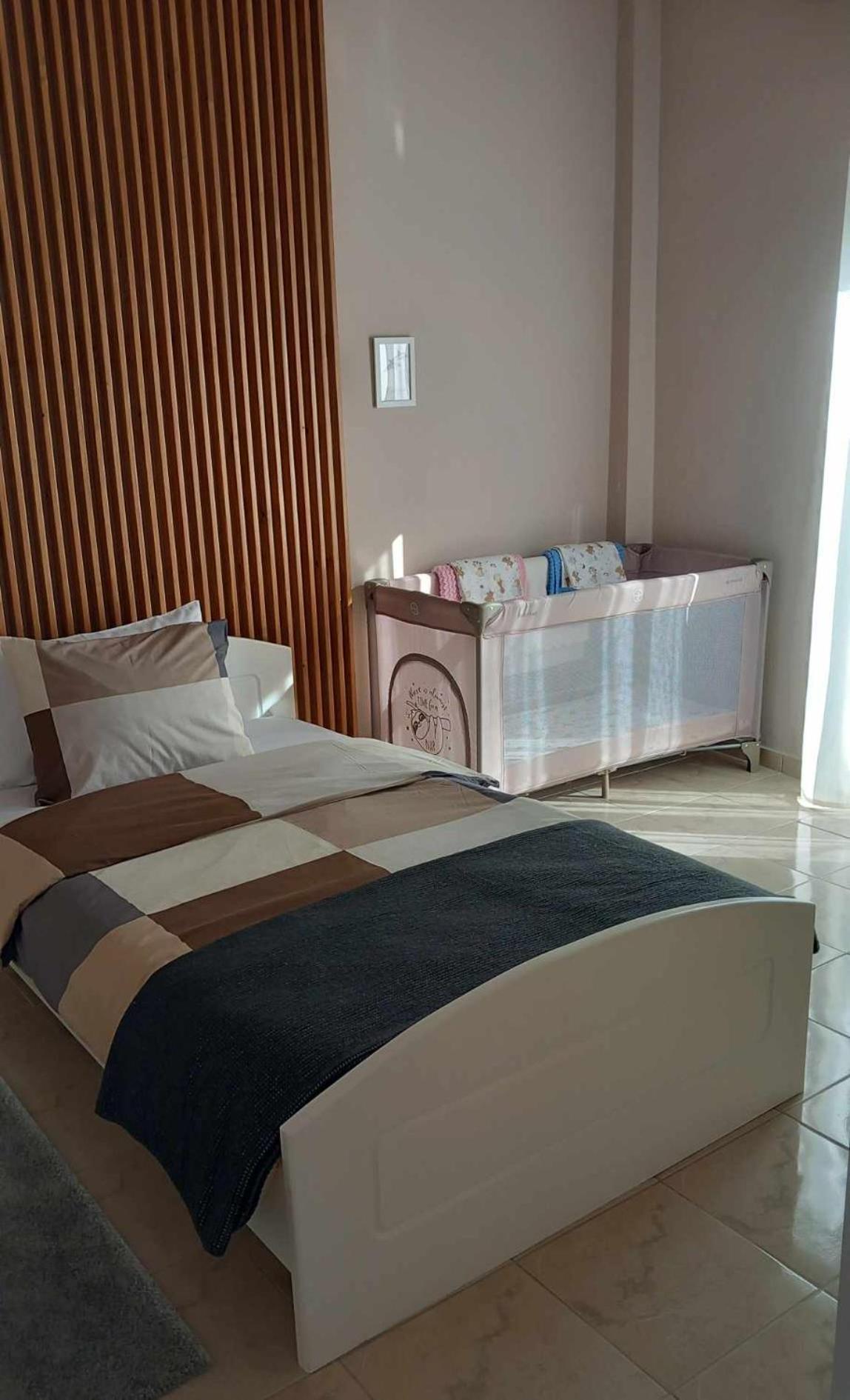 Grand House Meteora Apartment กาลัมปากา ภายนอก รูปภาพ